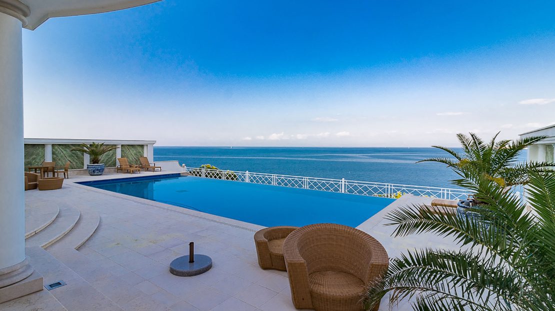 Luxury villas Istria Farkaš sell luxurious design villa on the sea, Umag