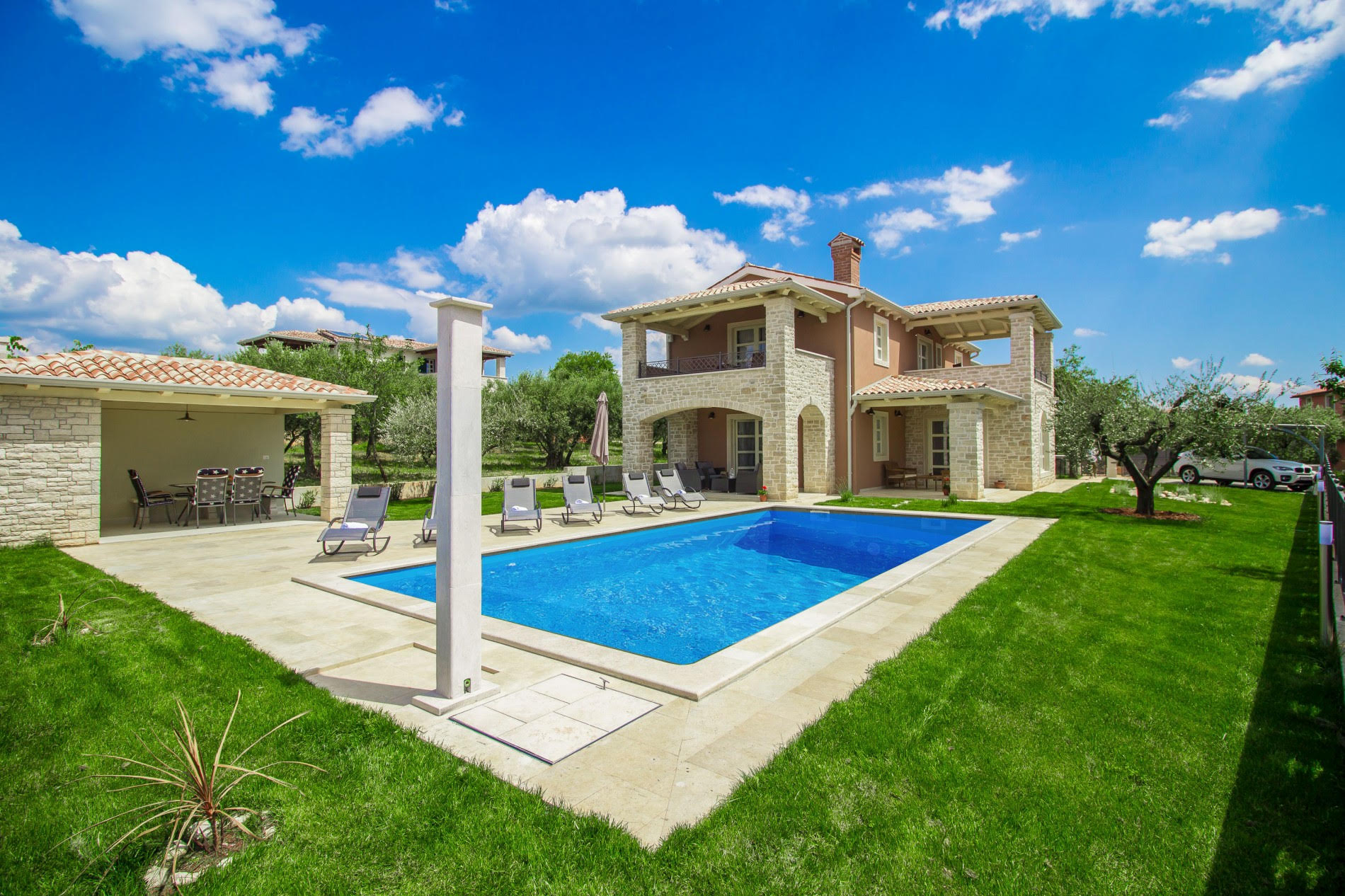 Stone villas Istria, Farkaš sells stone villa with swimming pool near Poreč