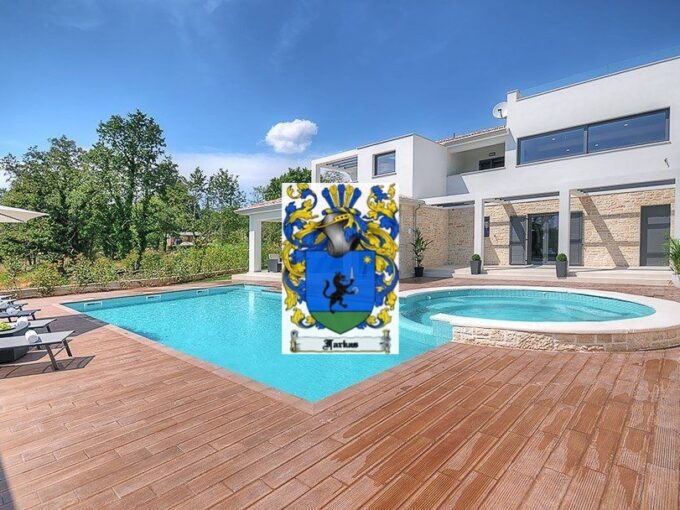 Modern villa for sale in Porec