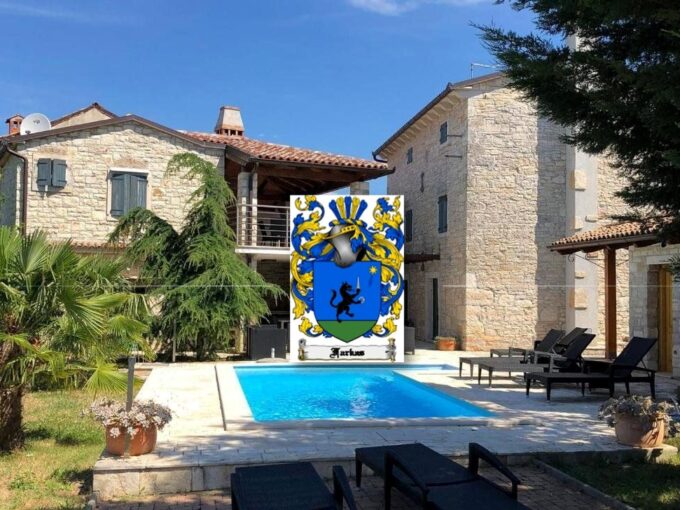 Stone villa with pool for sale in Bale