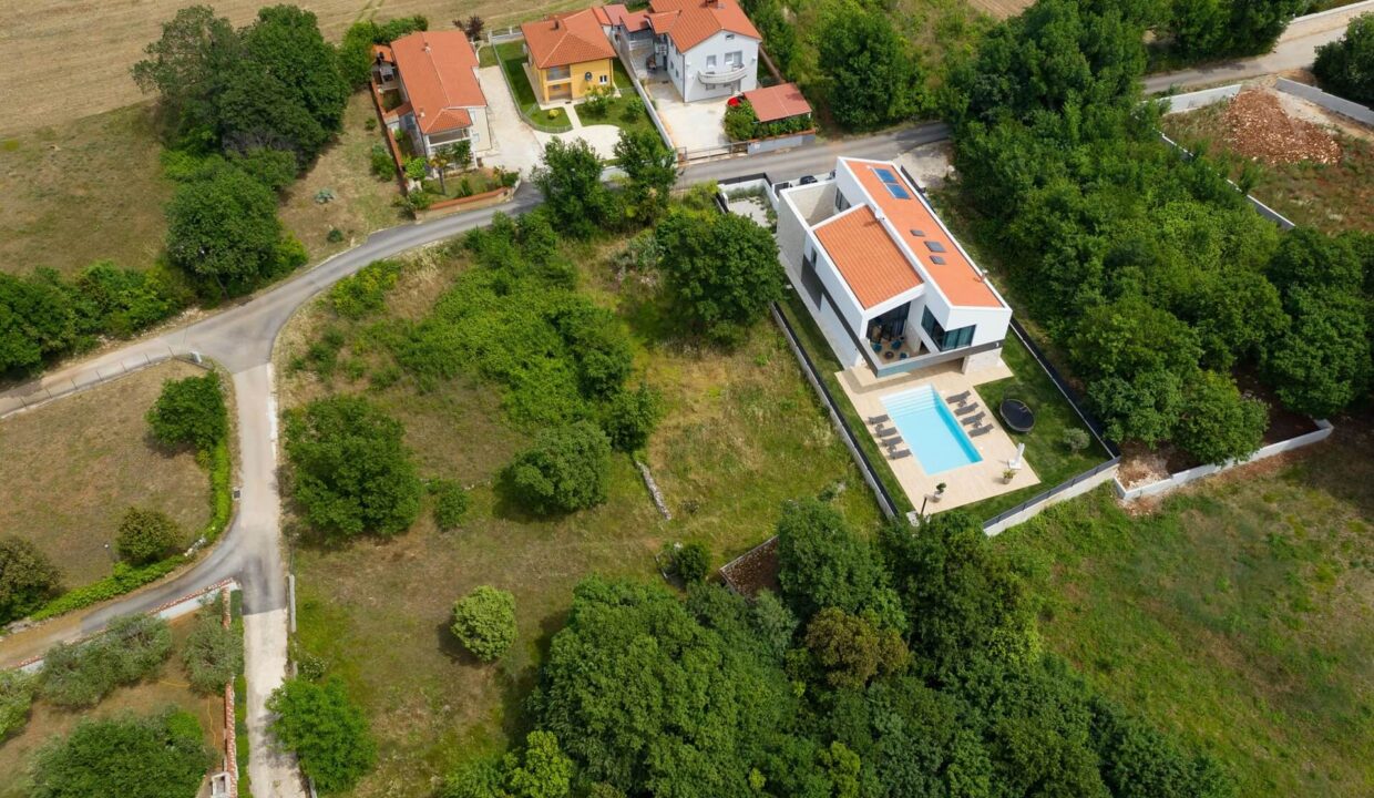 Neue moderne villa mit pool neben Ližnjan zu verkaufen, immobilien agentur Farkaš Istrien