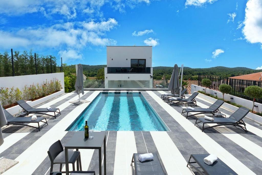 Beautiful new, modern villa for sale with big garden, Luxury real estate Istria, Farkaš